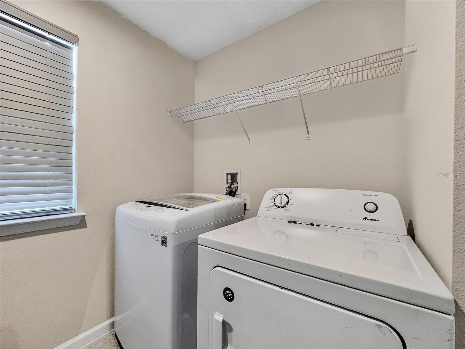 3725 Blue Mountain Way Property Photo 16