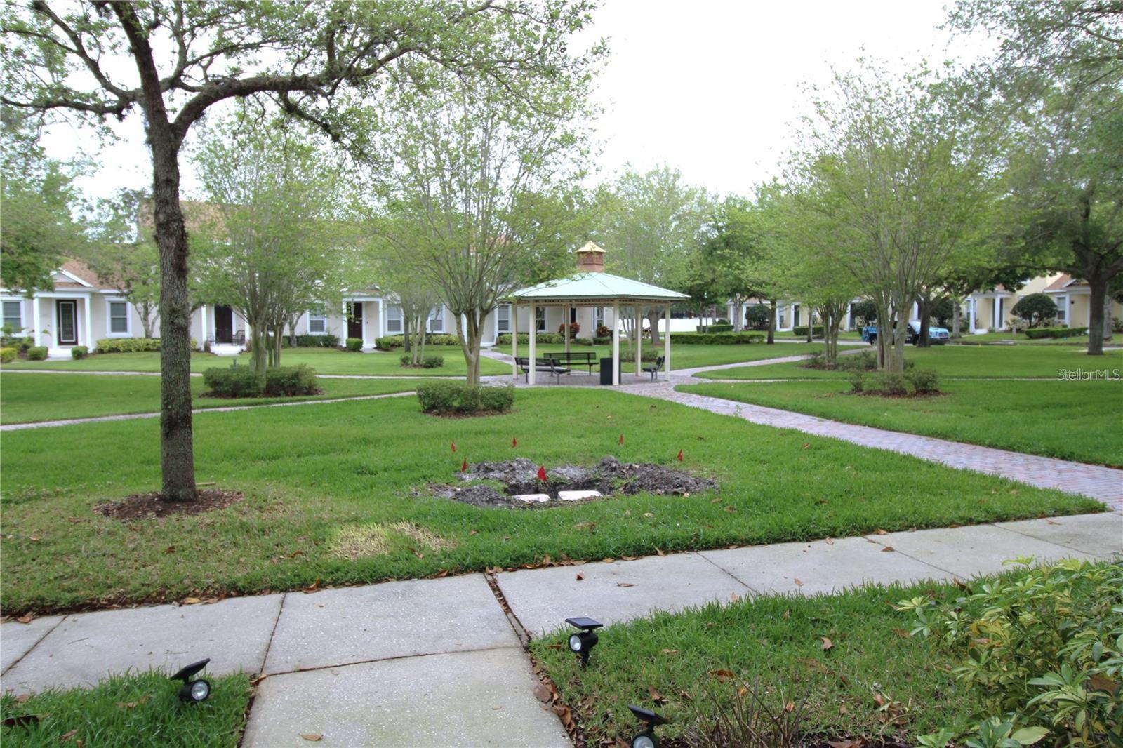 5439 Kumquat Loop Property Photo 3