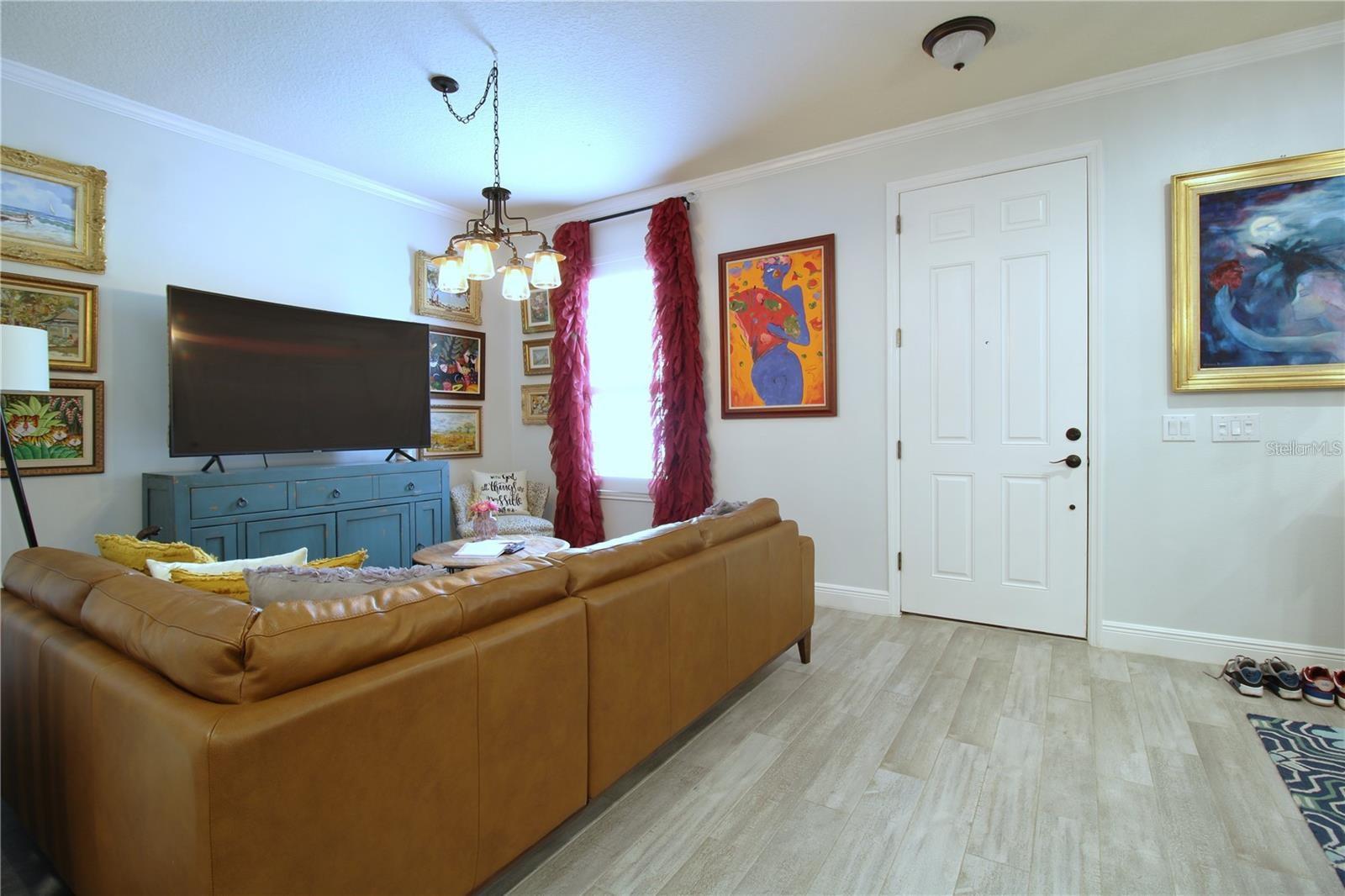 5439 Kumquat Loop Property Photo 5