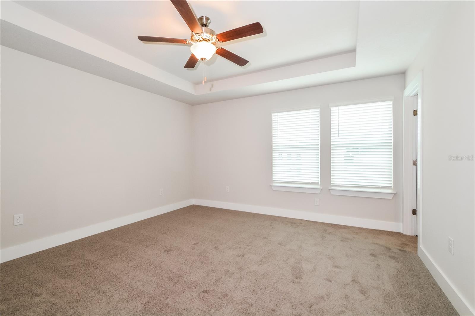 328 Whiteheart Dr Property Photo 9
