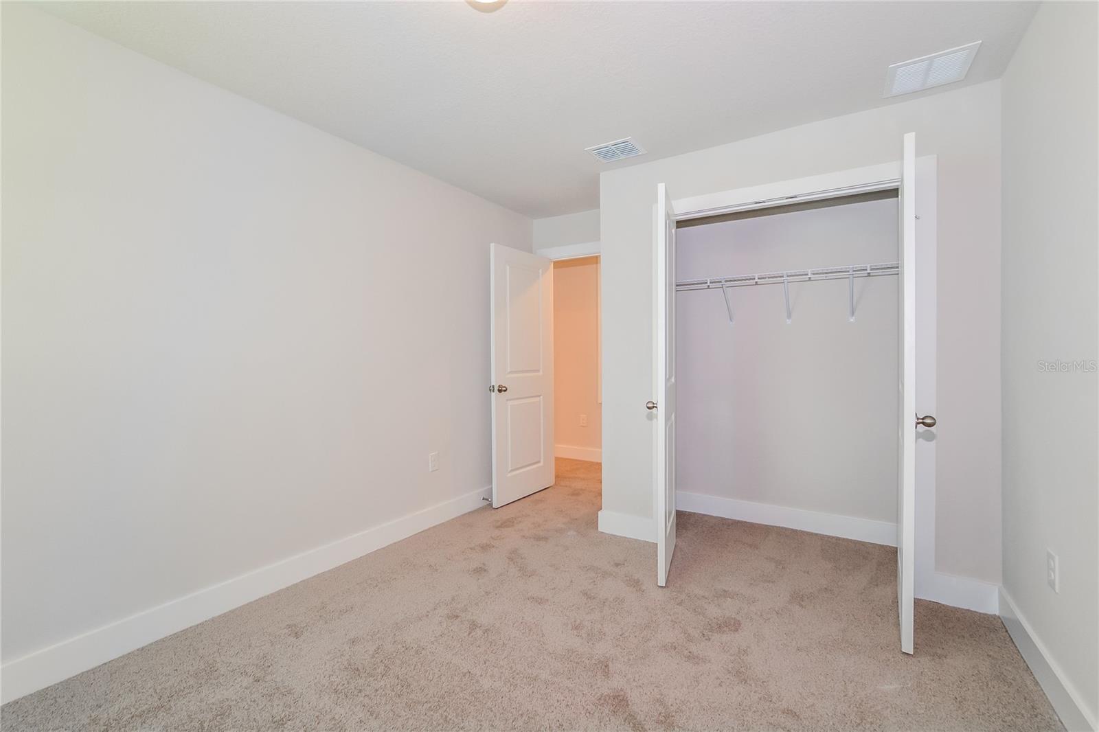 328 Whiteheart Dr Property Photo 12