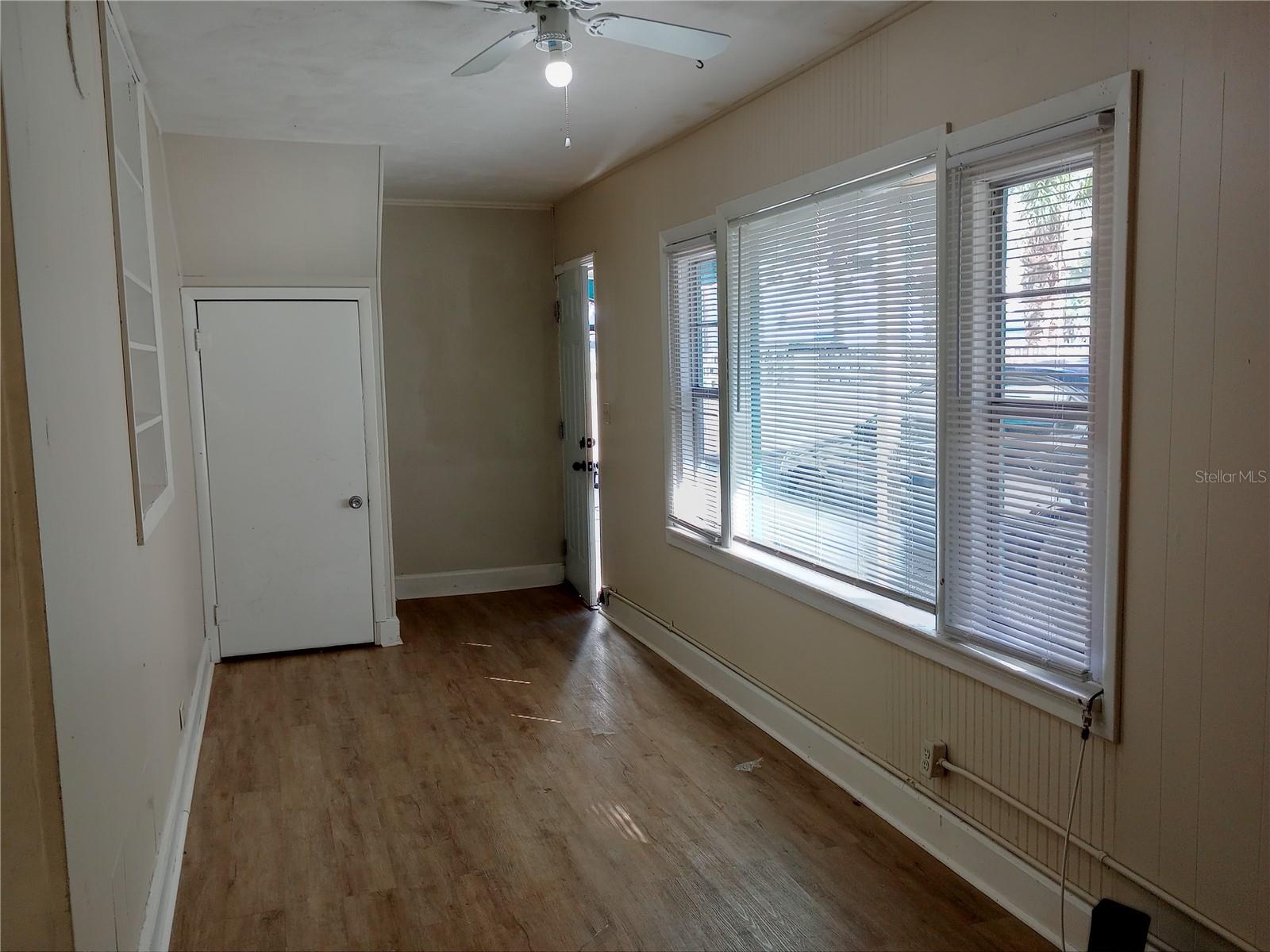 709 Ora St #01 Property Photo 2