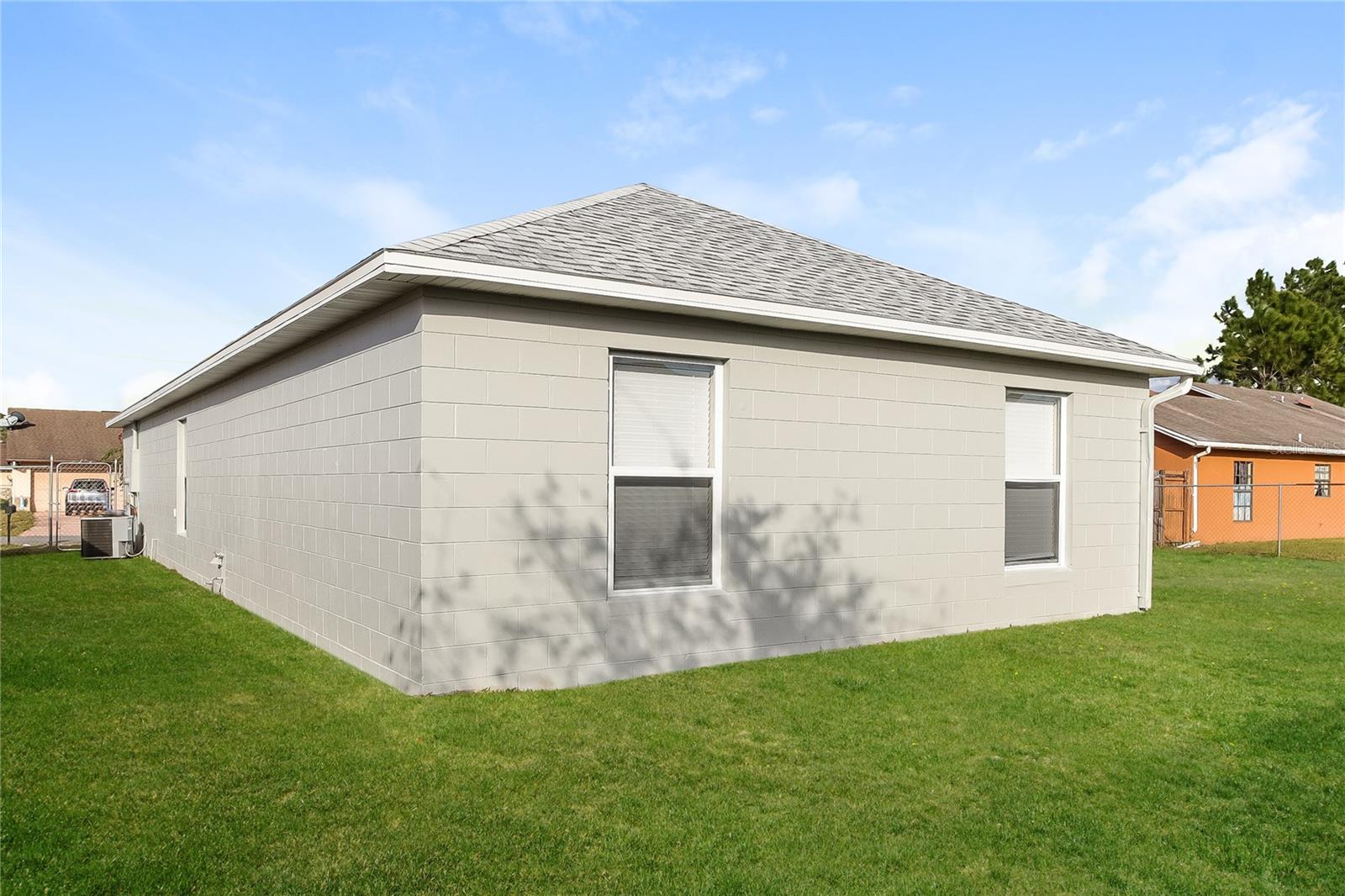 210 Dalton Dr Property Photo 16
