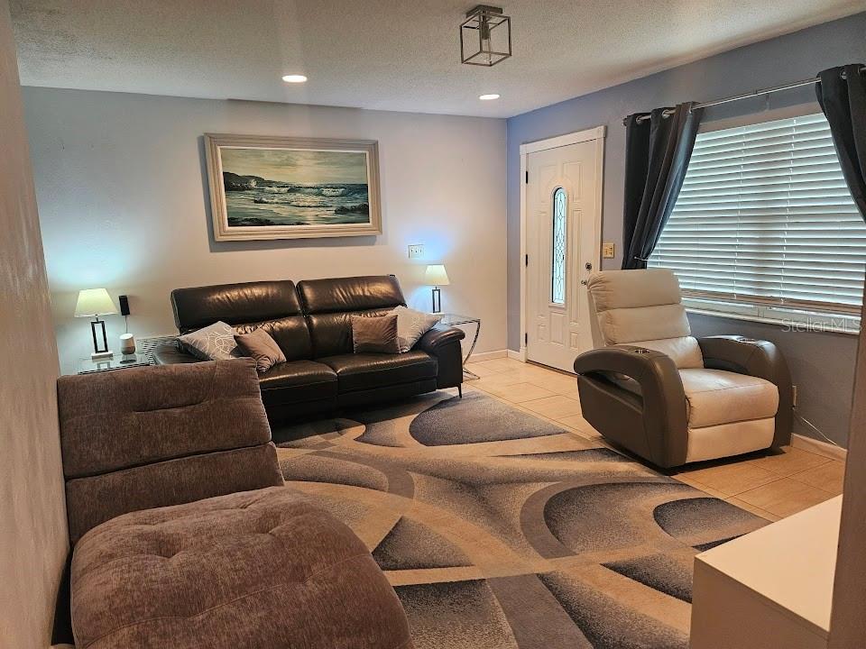 1720 Hope Dr Property Photo 3