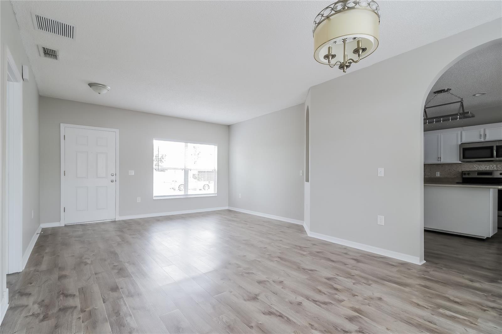 494 Big Sioux Ct Property Photo 4