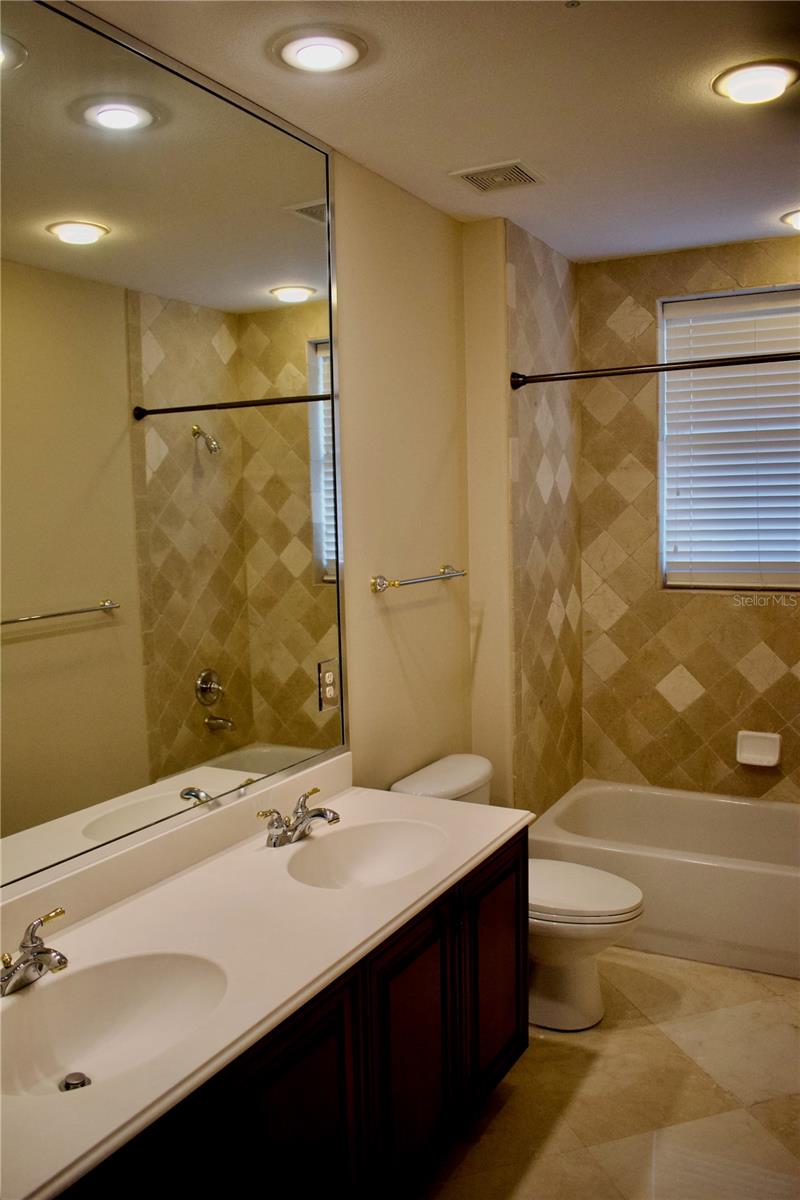 8761 The Esplanade #6 Property Photo 19