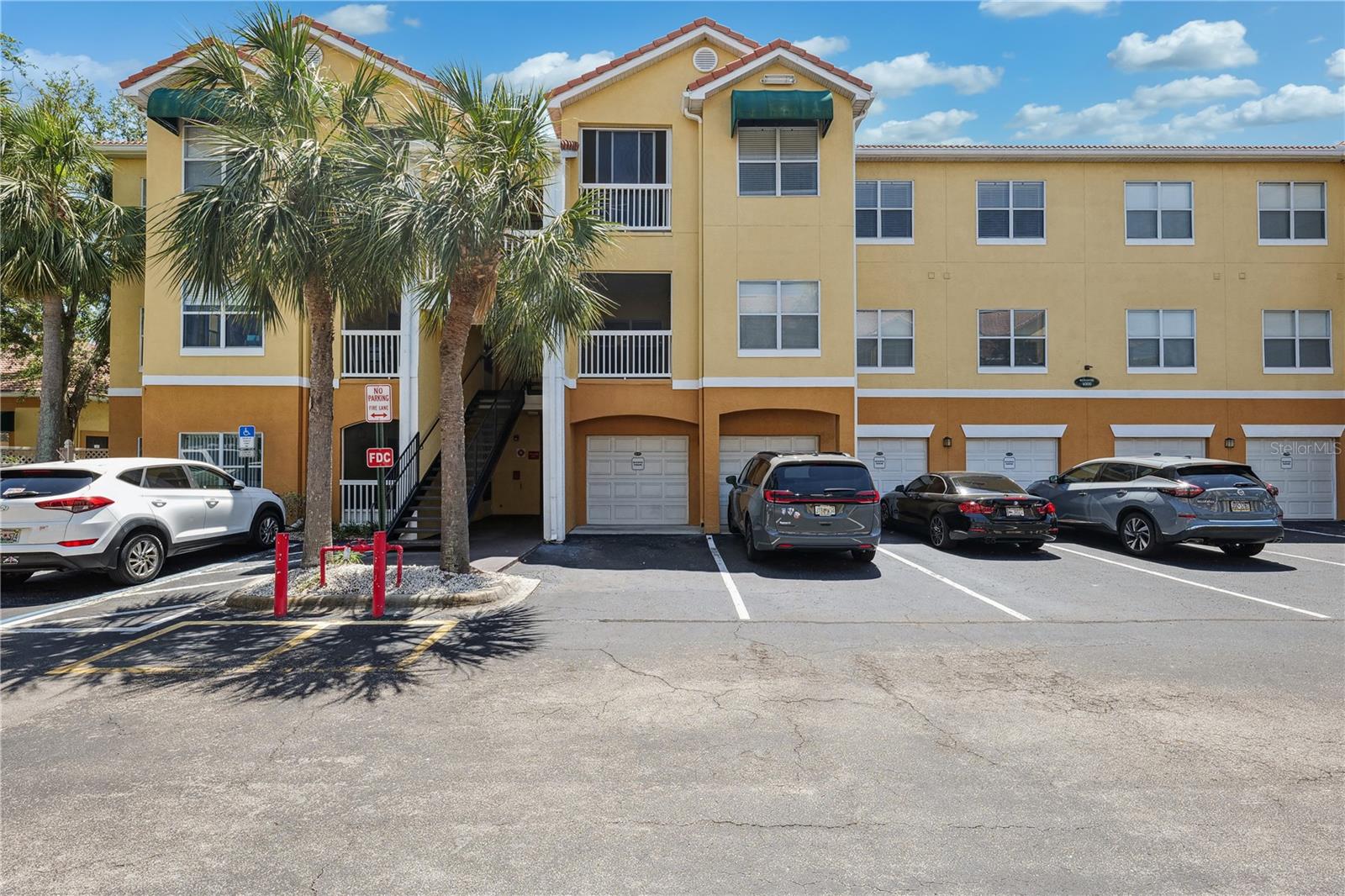 O6300564 Property Photo 1