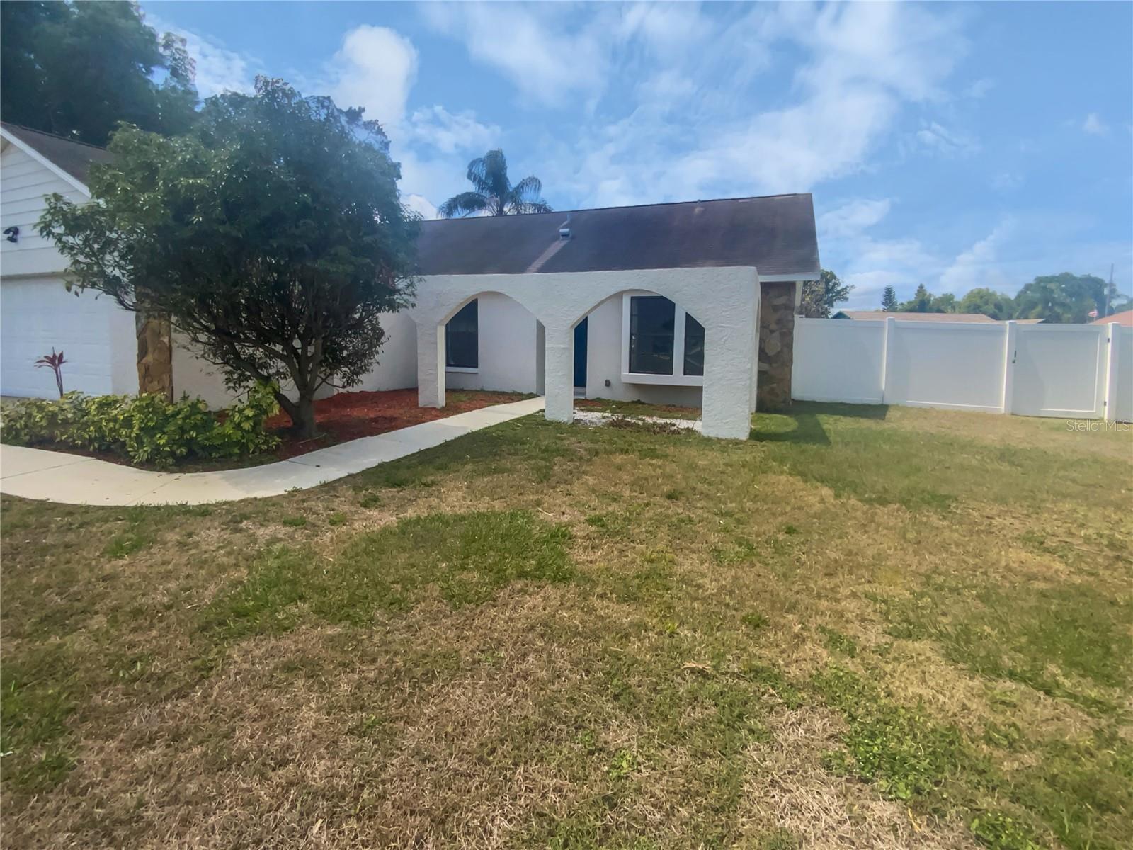 22162 Weeks Blvd Property Photo