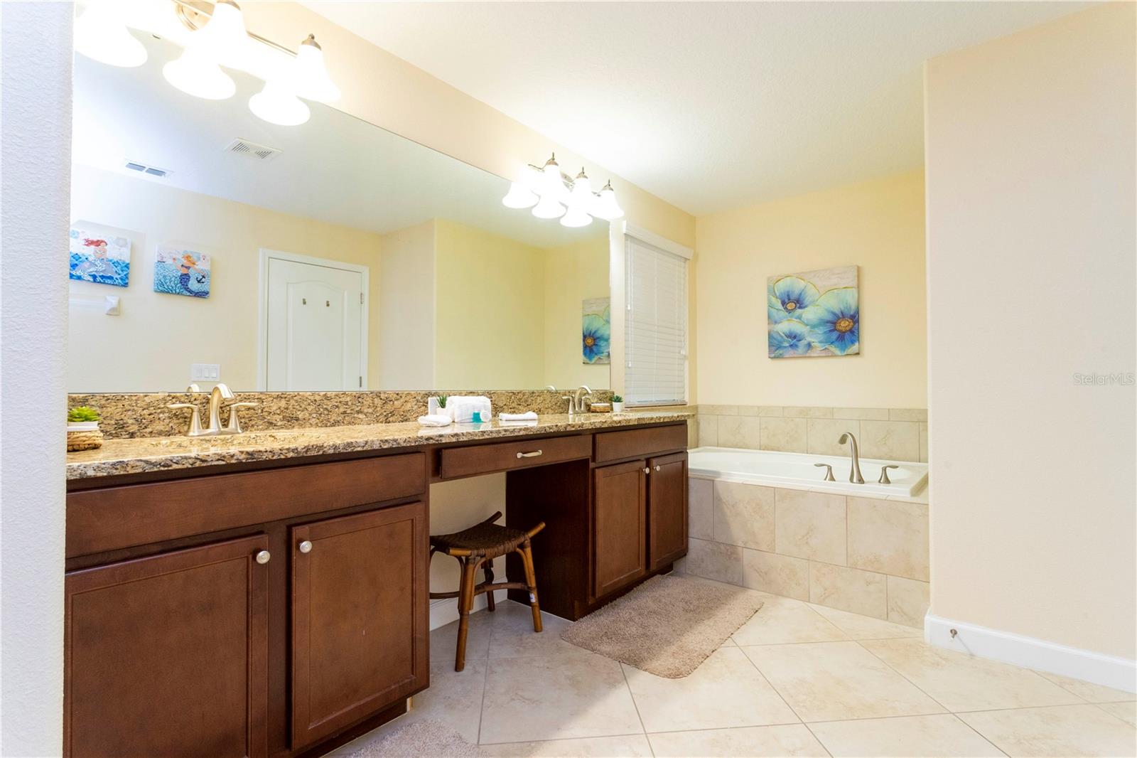 9004 Majesty Palm Rd Property Photo 66