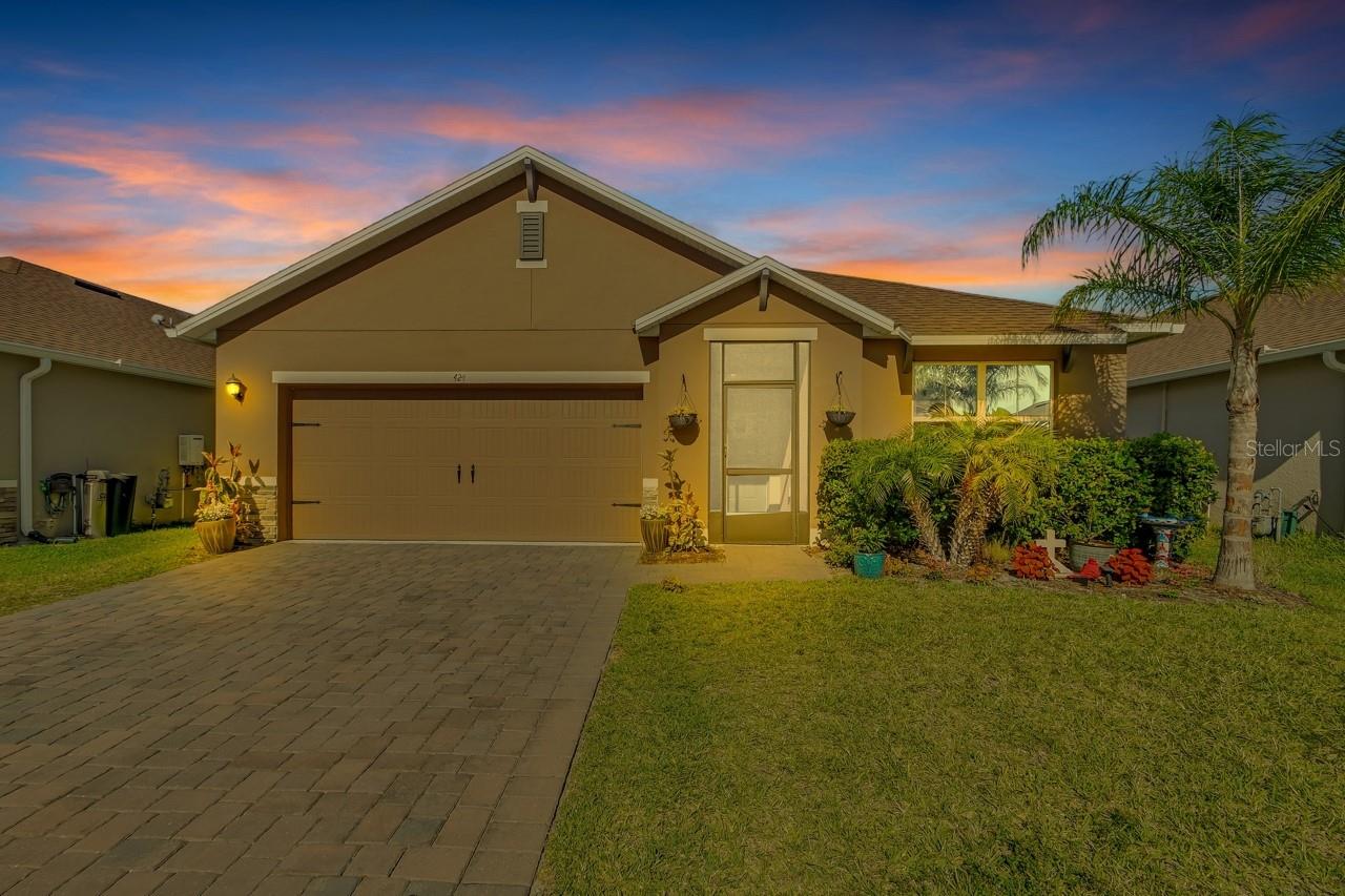 424 Lazio Cir Property Photo