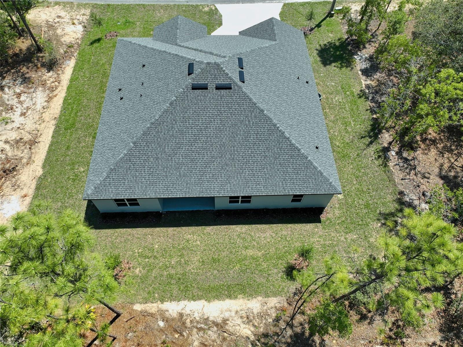 28 Whitewood St Property Photo 34