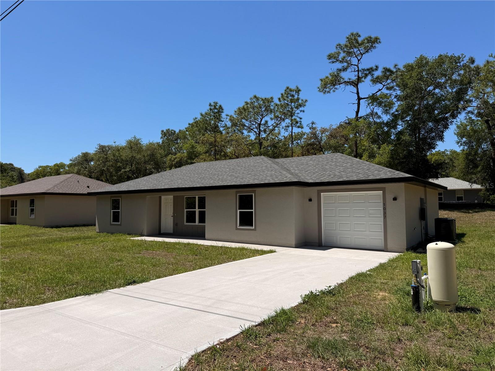 1037 Dartmouth Ter Property Photo