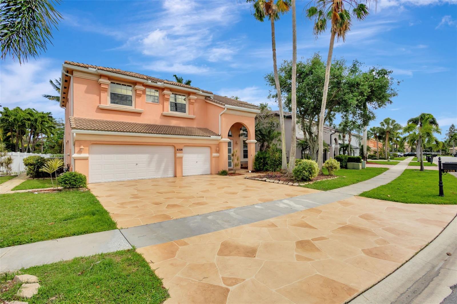 6328 Squirewood Way Property Photo
