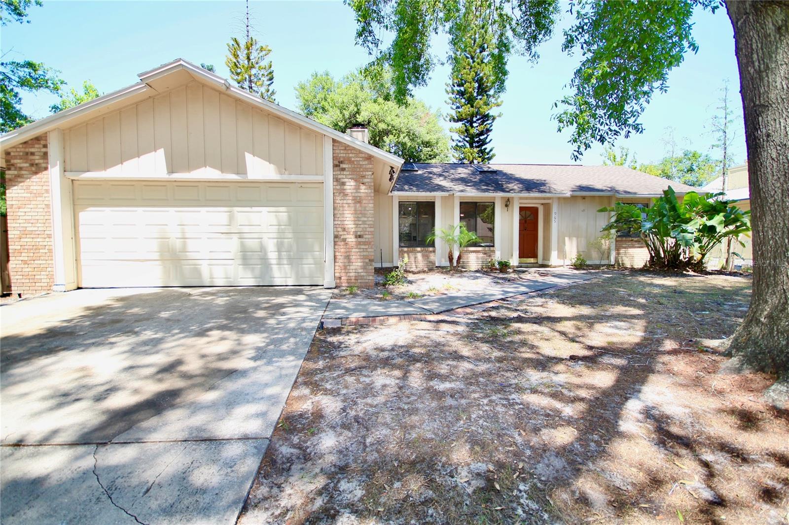 965 Windsong Cir Property Photo
