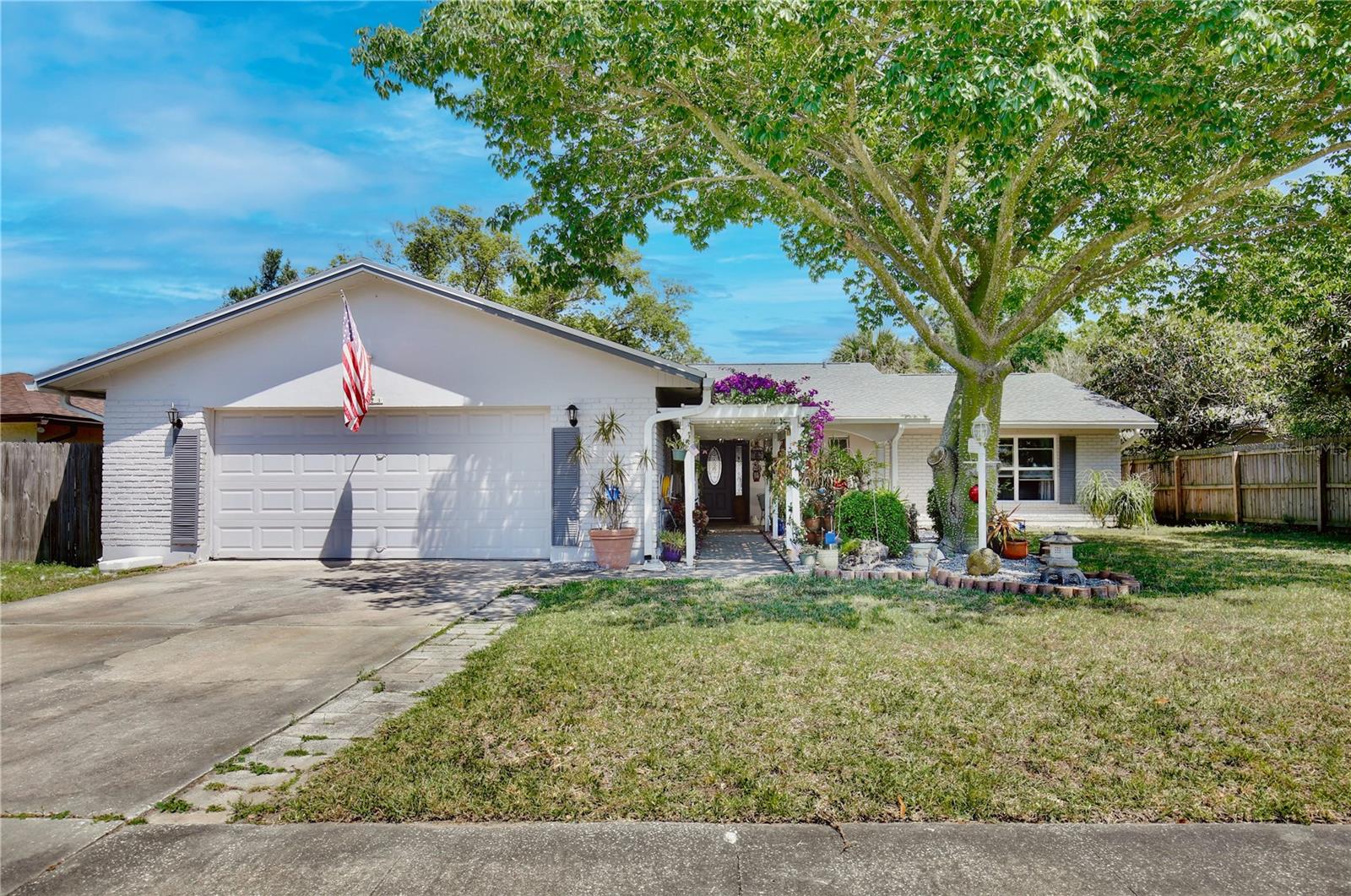 623 Green Meadow Ave Property Photo