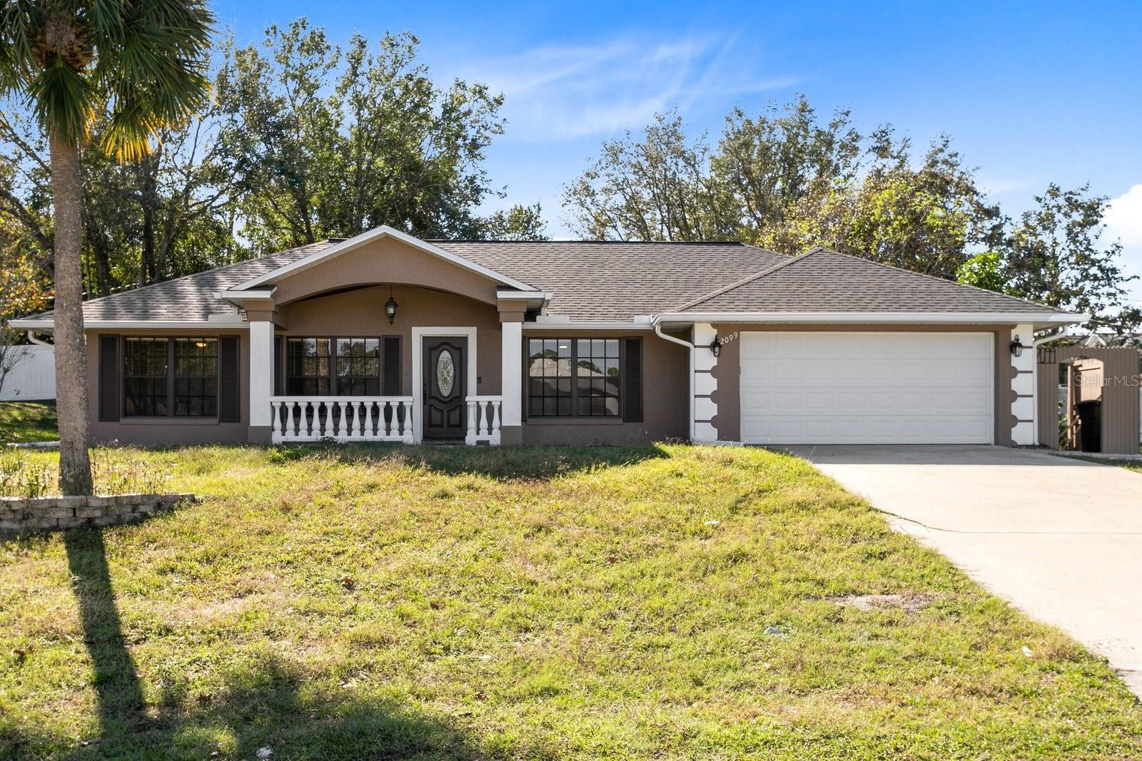 2099 Everest St Property Photo