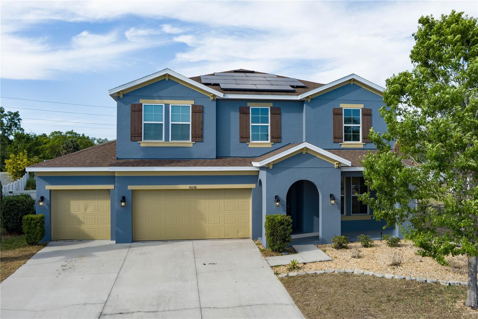 4058 Brookshire Cir Property Photo