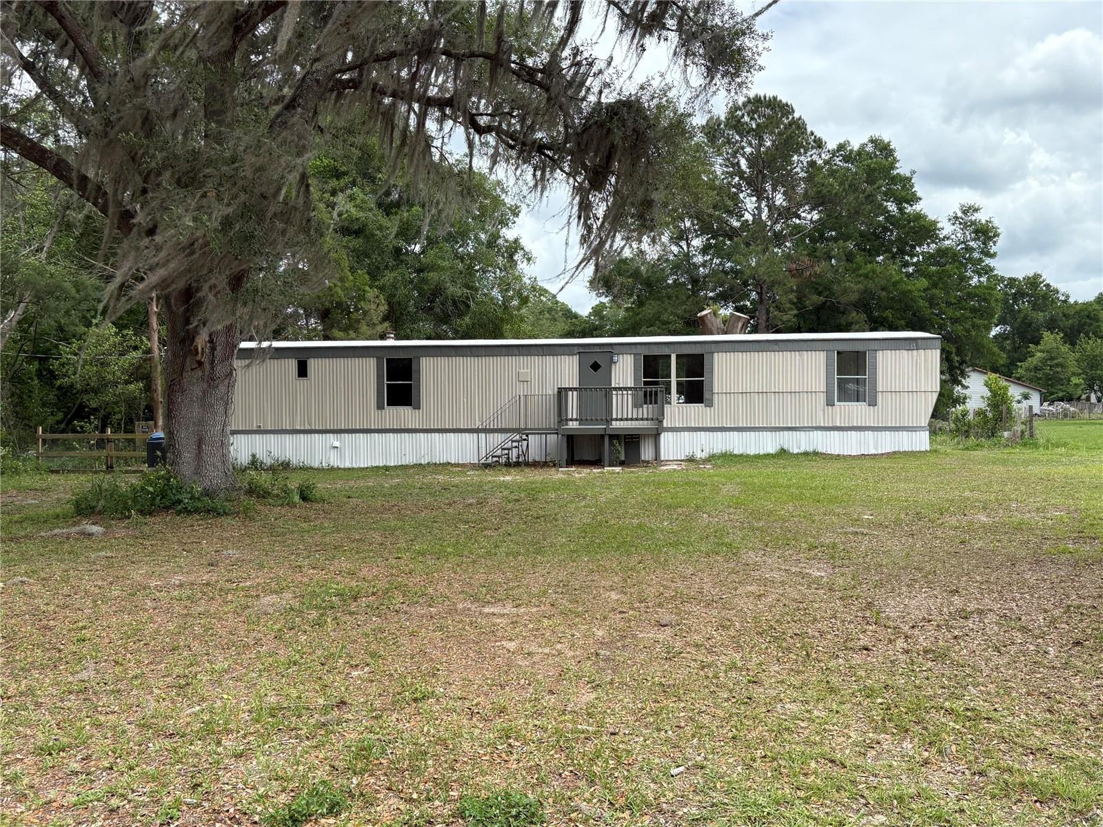 7551 Gordon Loop Property Photo