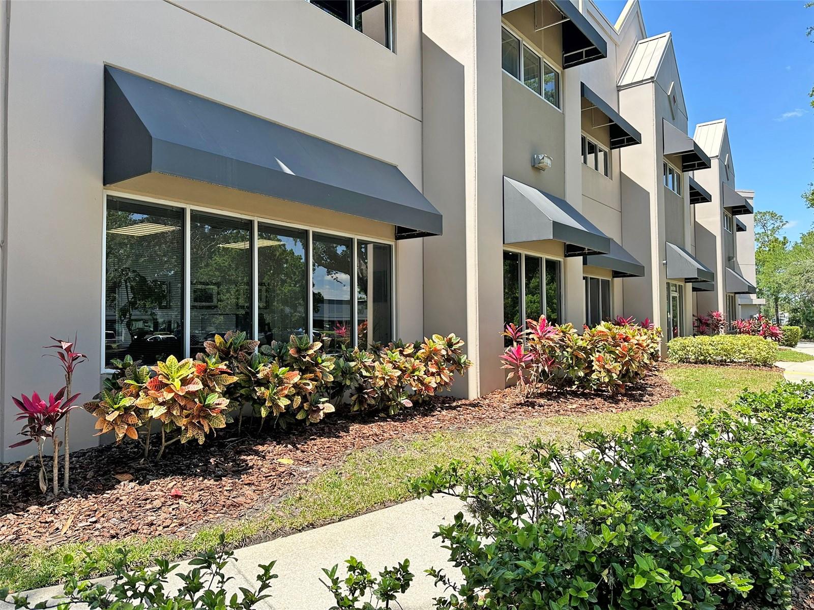 7802 Kingspointe Pkwy #210 Property Photo