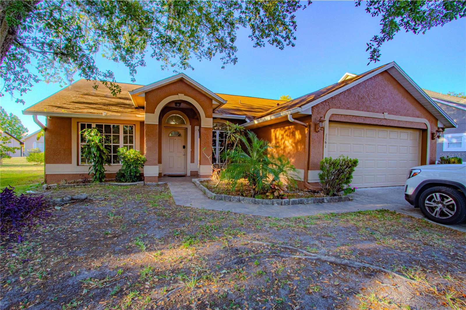 1161 Hackberry Dr Property Photo