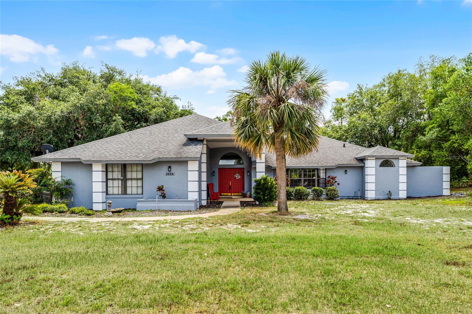 1689 Saboff Way Property Photo 1