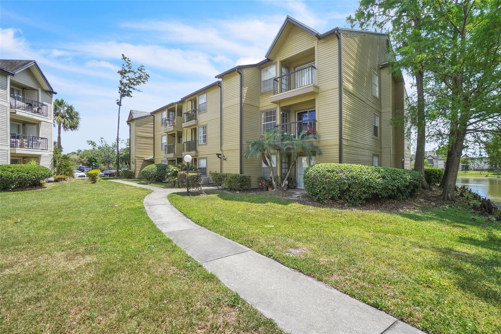 1908 Lake Atriums Cir #3 Property Photo