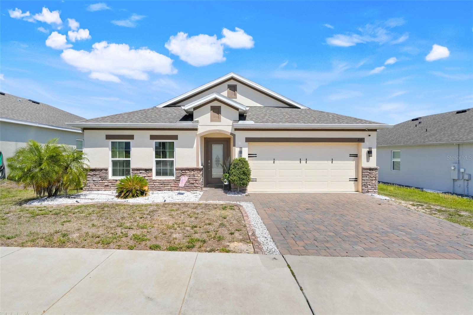 210 Hydra Way Property Photo