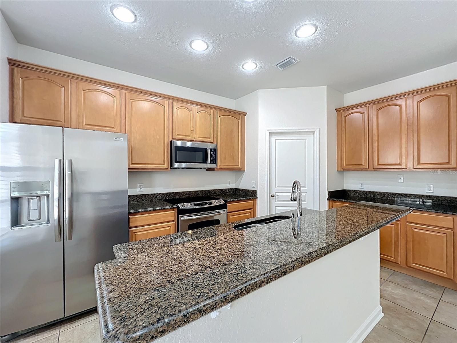 12930 Vennetta Way Property Photo 10