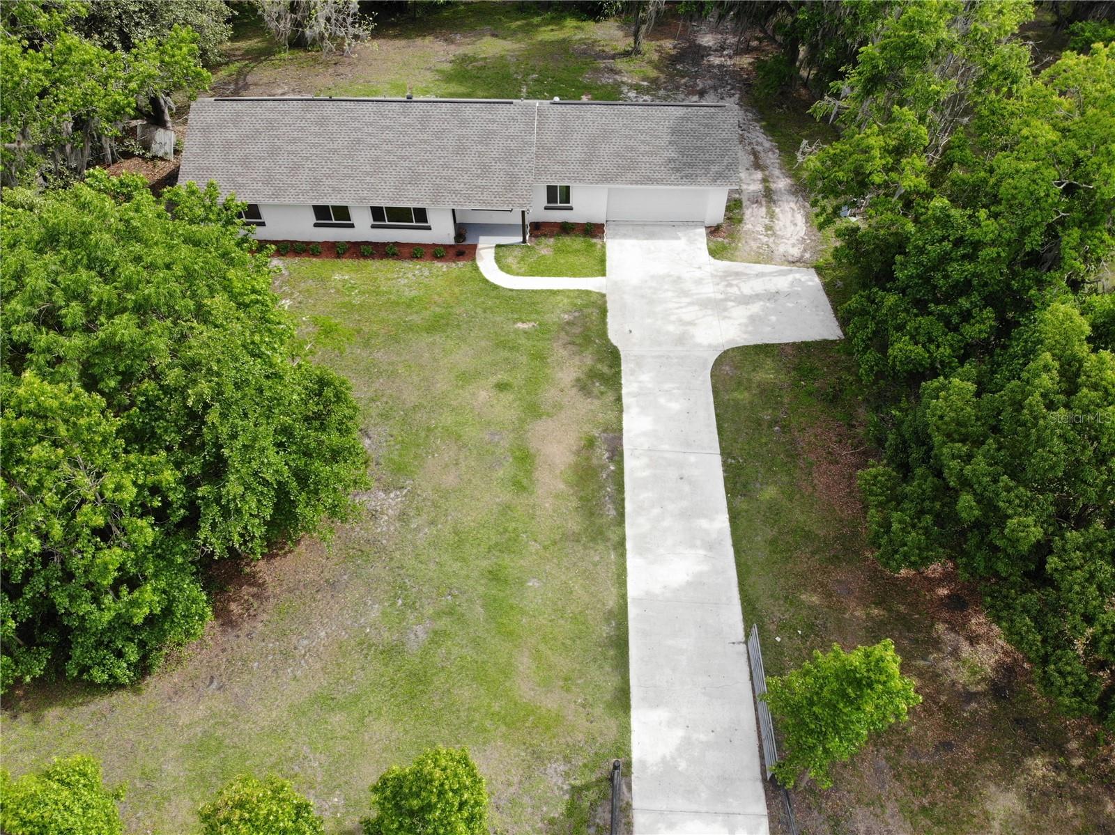 2110 Nw 100th St Property Photo