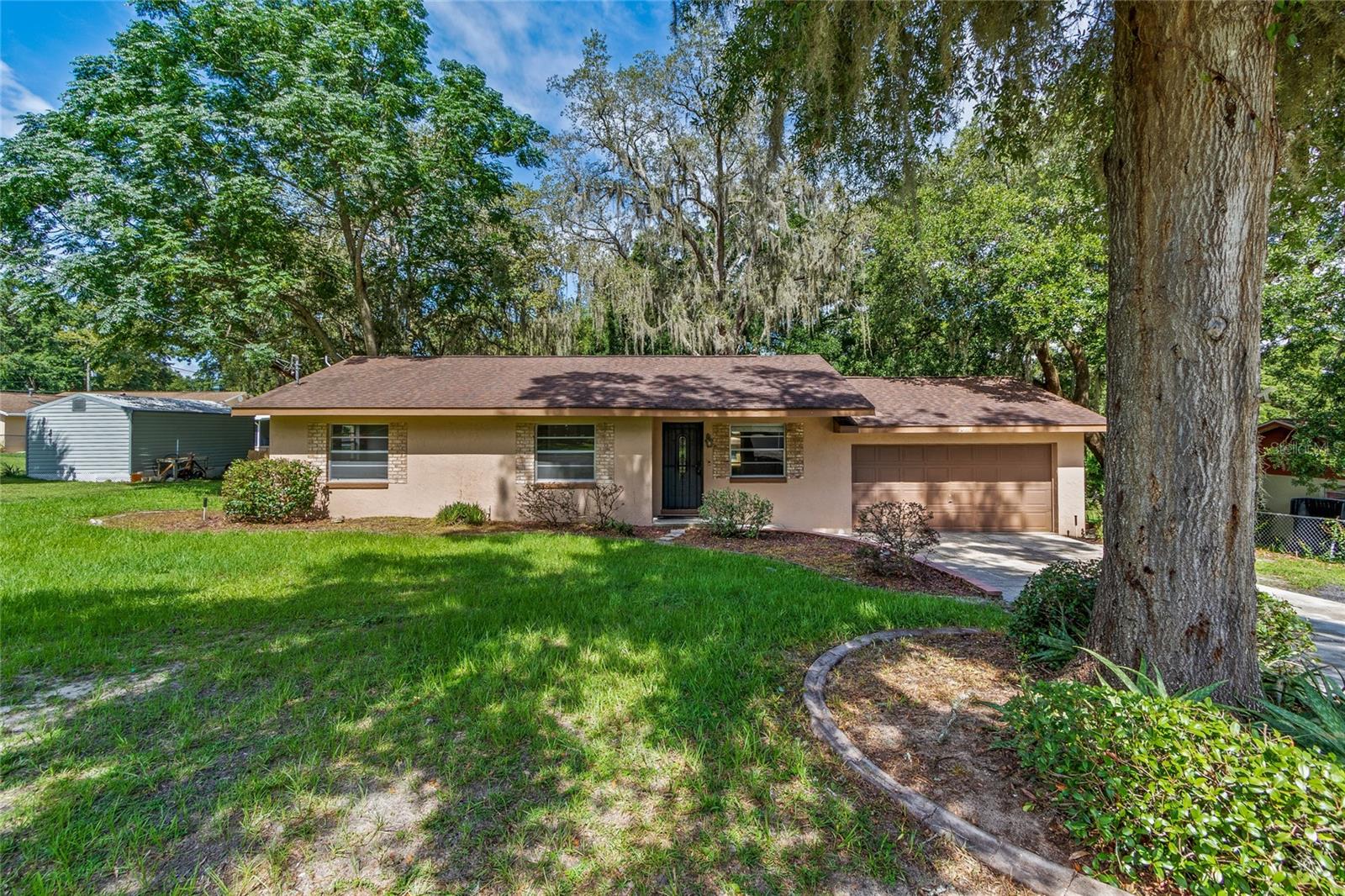 36119 Hickory St Property Photo