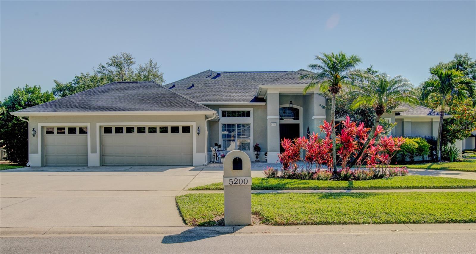 5200 Hawford Cir Property Photo