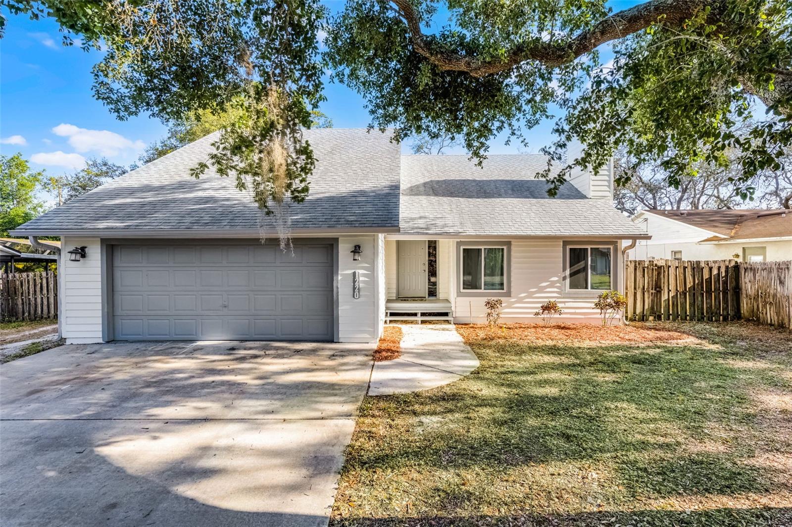 1220 Rolling Ln Property Photo 1