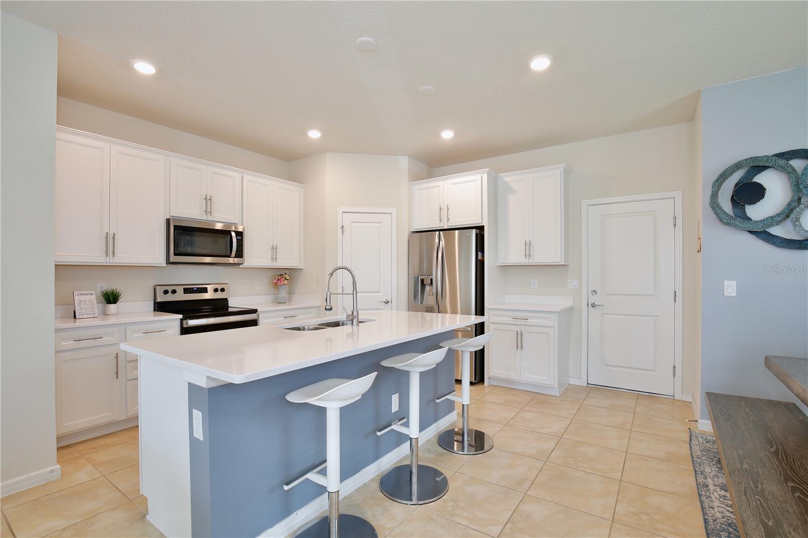 14374 Lanikai Beach Dr Property Photo 10