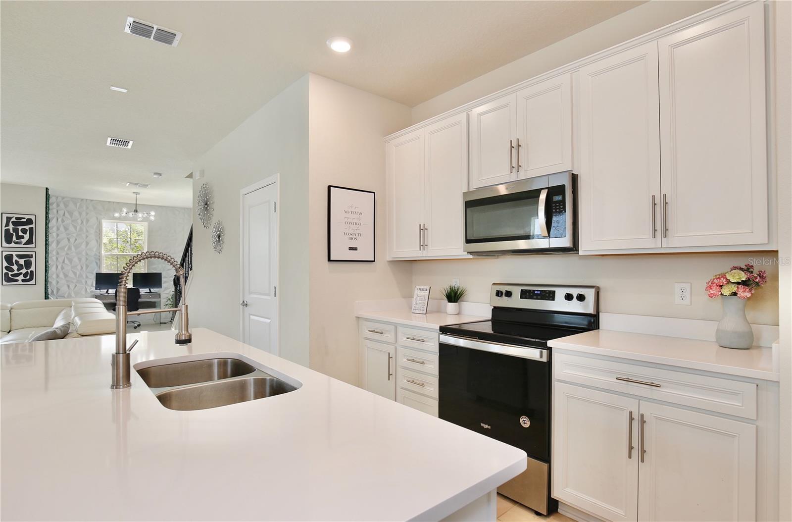 14374 Lanikai Beach Dr Property Photo 12