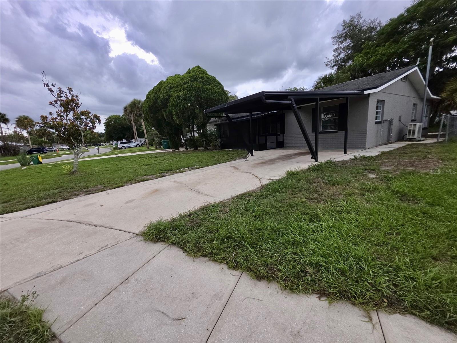 703 Venus Dr Property Photo 17