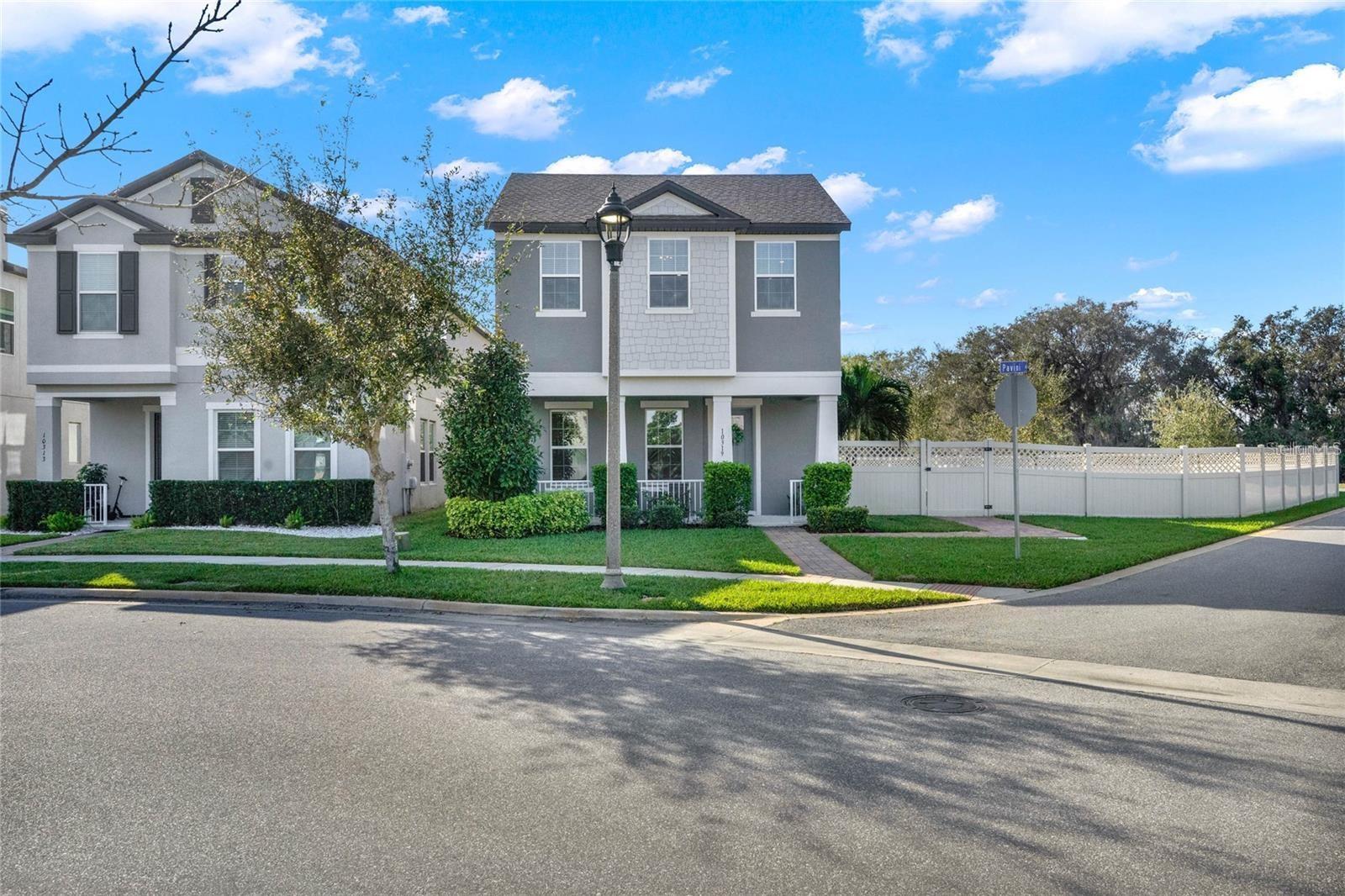 10319 Austrina Oak Loop Property Photo