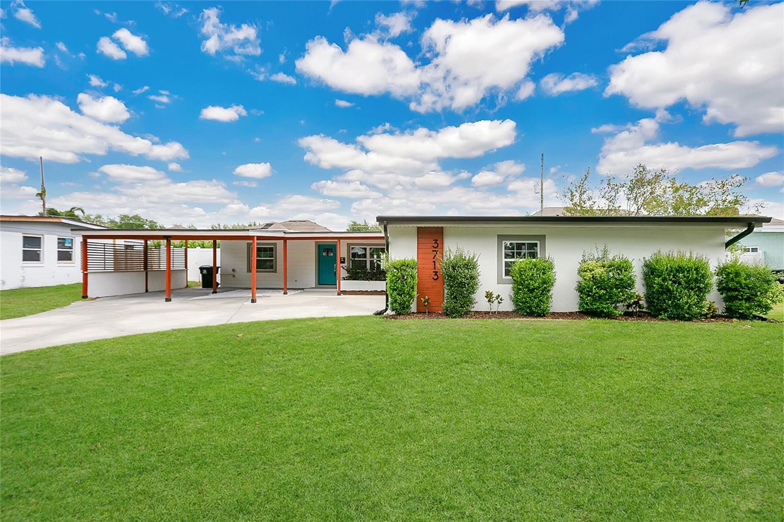 3713 Dover St Property Photo