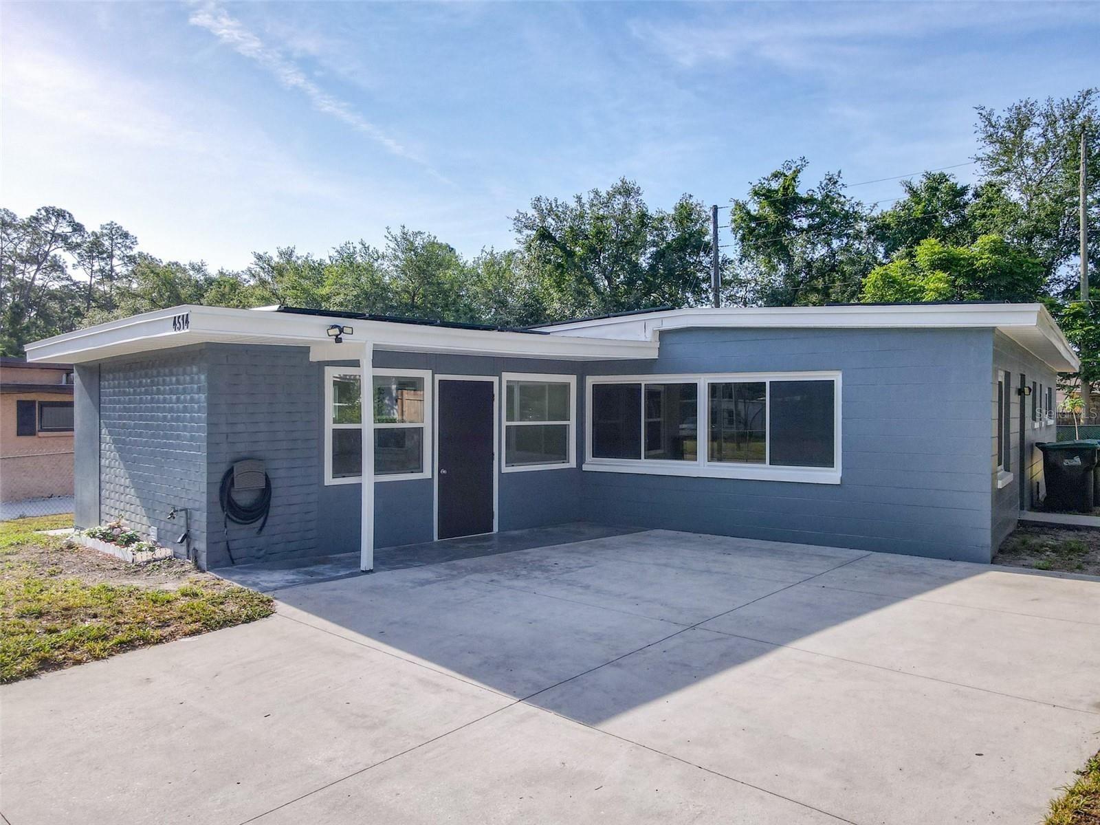 4514 Southmore Dr Property Photo