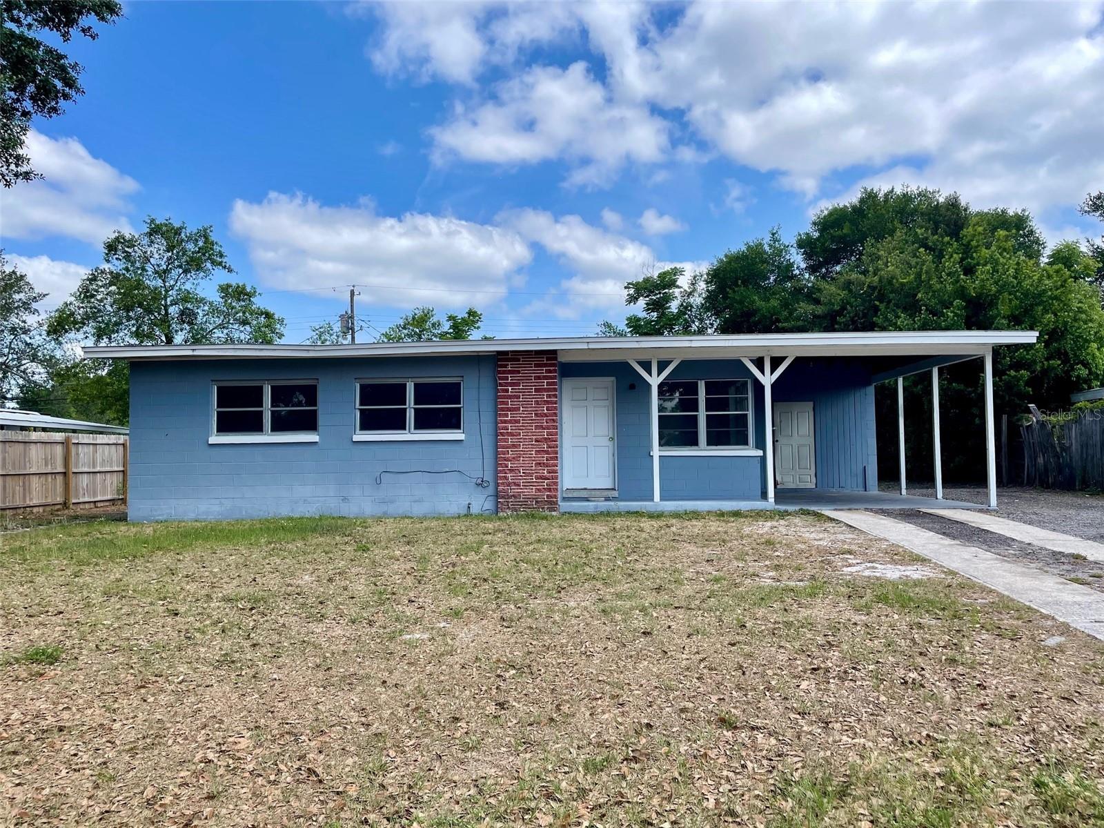 114 Laurel Dr Property Photo 1