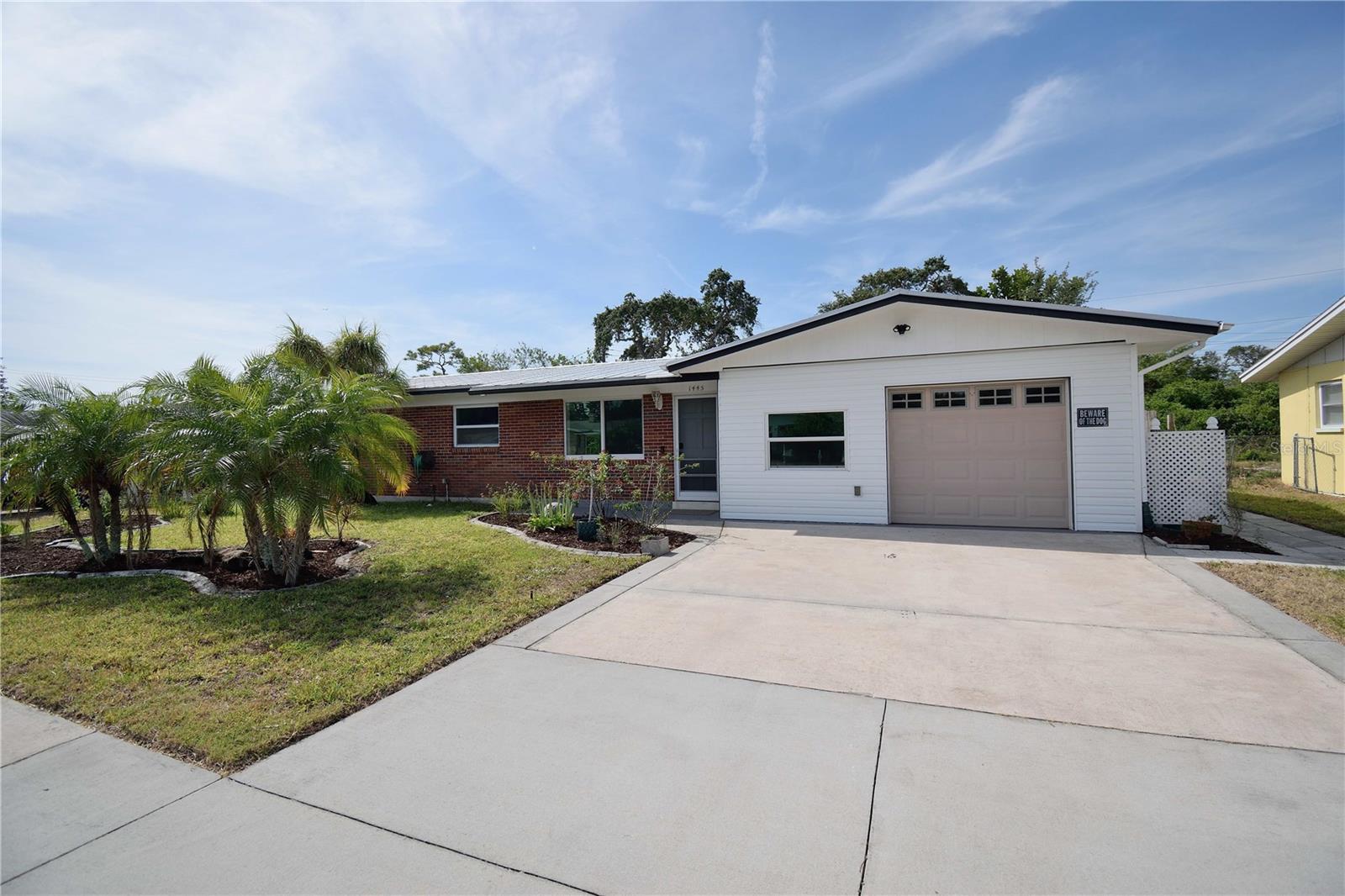 1445 Lester Ct Property Photo