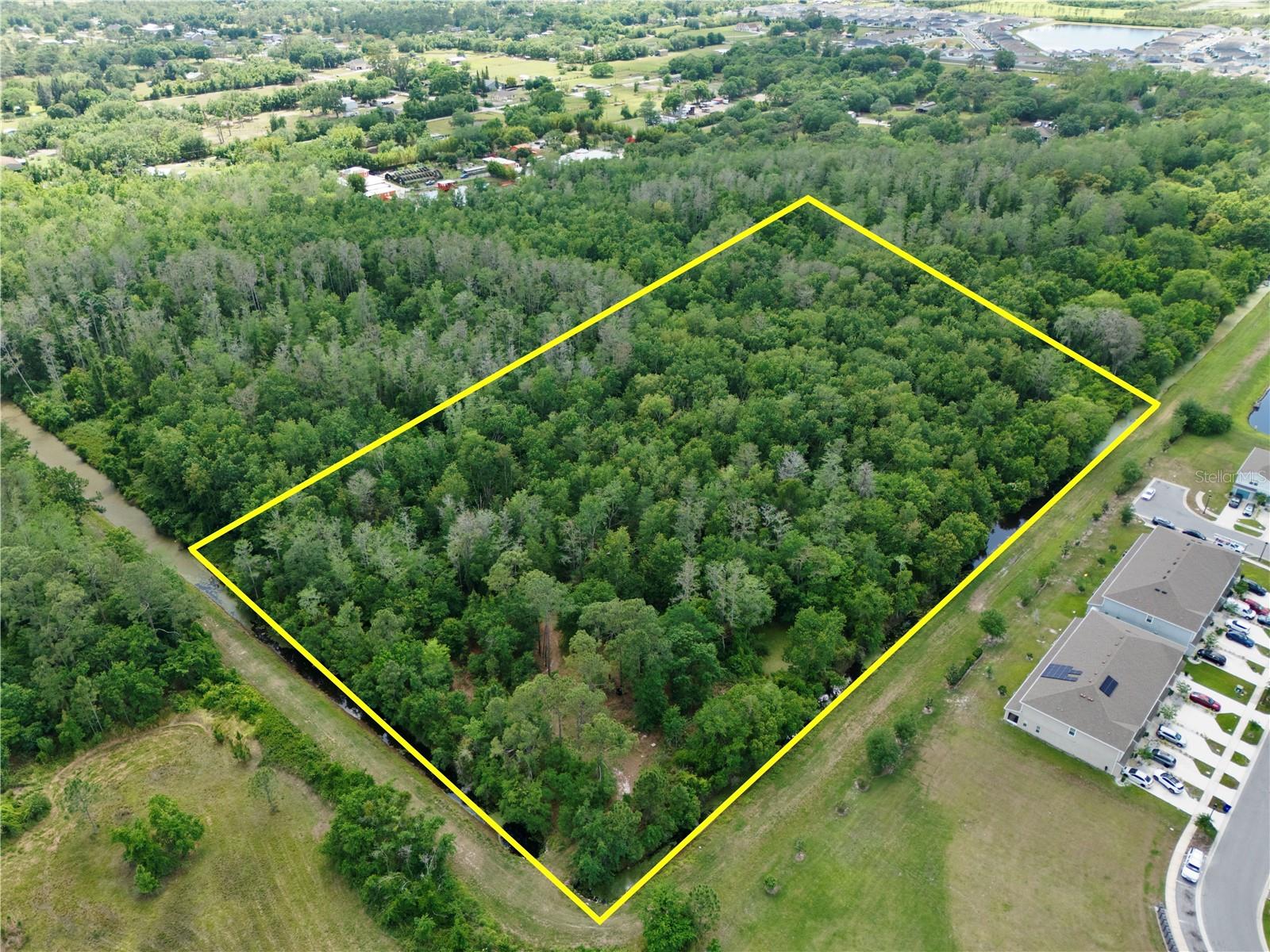 Hickory Tree Road Property Photo
