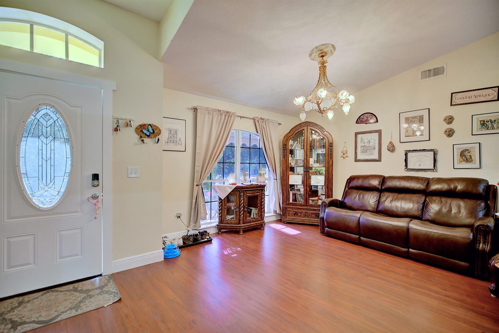 2478 Thacker Trl Property Photo 8
