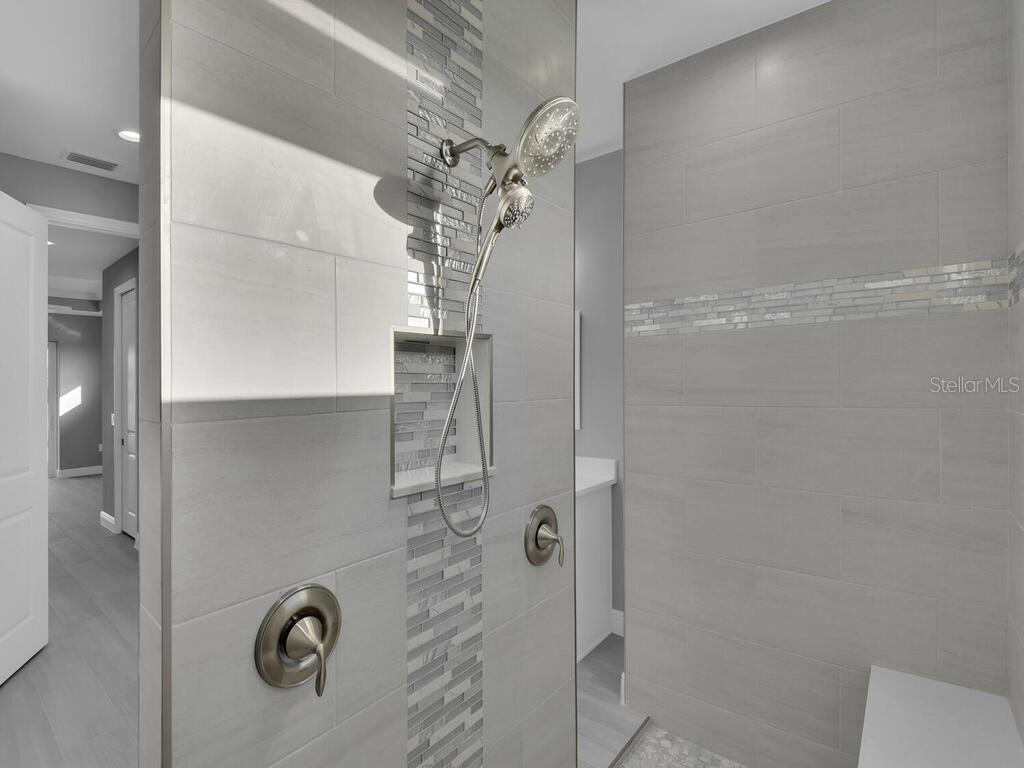 193 Rotonda Blvd S Property Photo 23