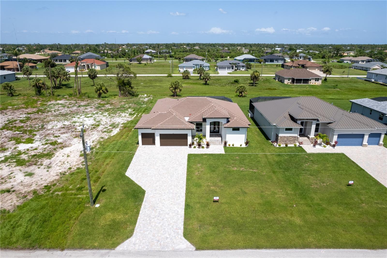 O6302059 Property Photo 5