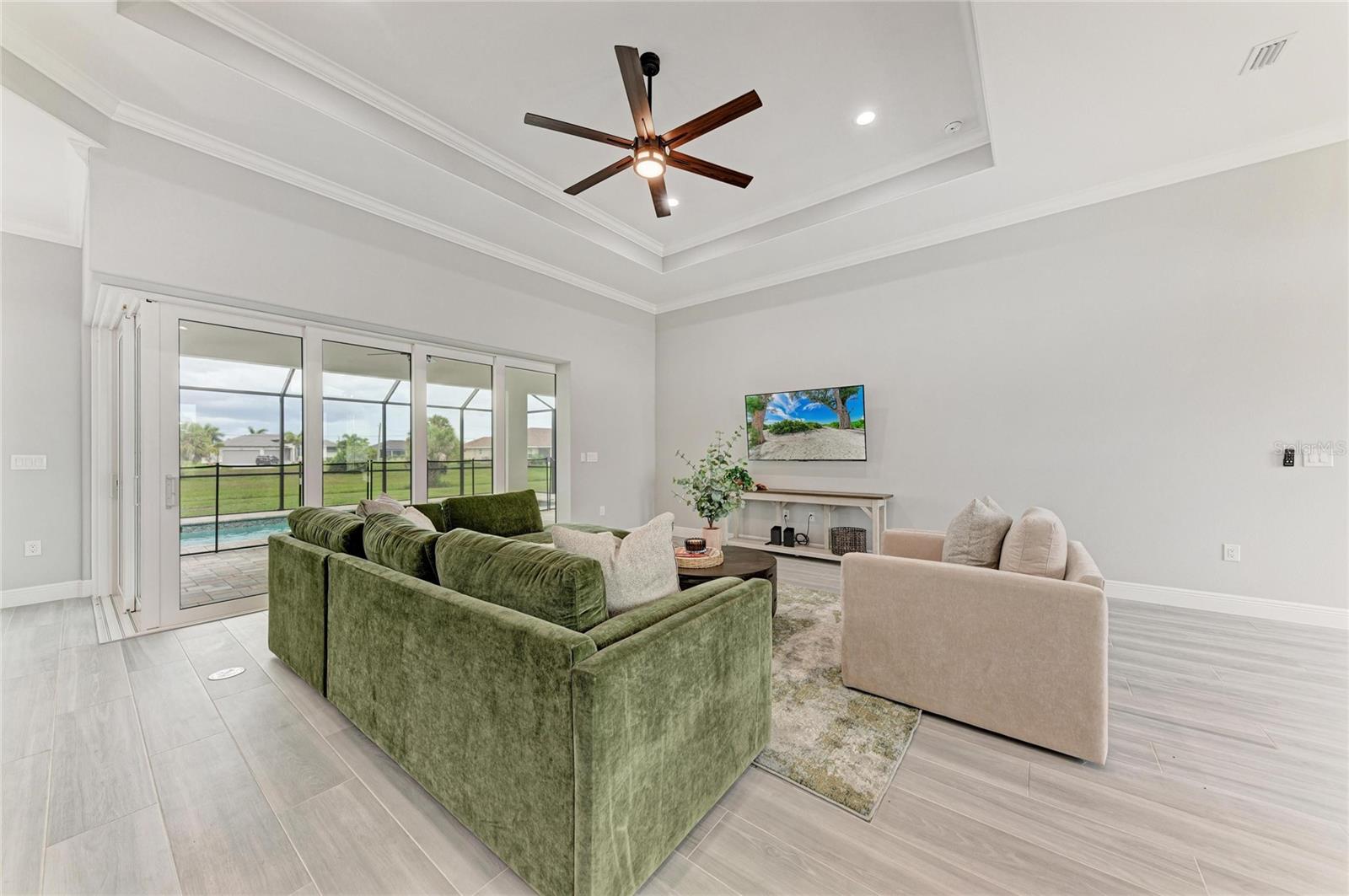 O6302059 Property Photo 7