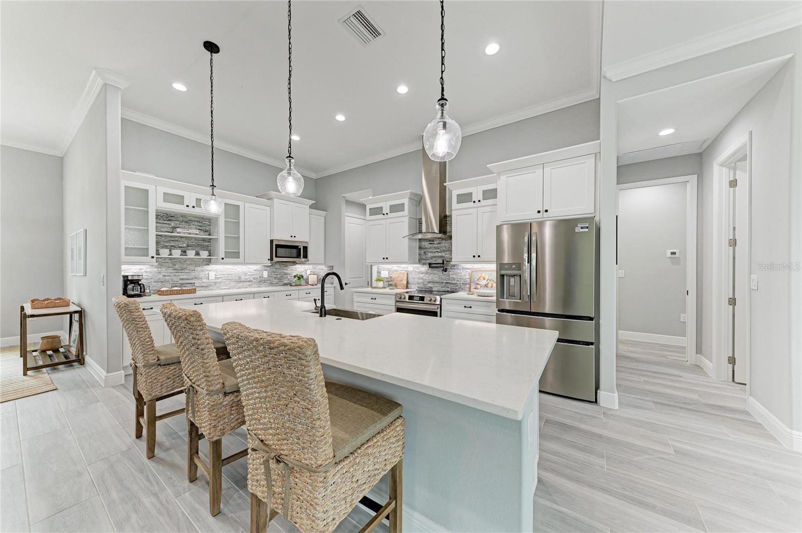 O6302059 Property Photo 11