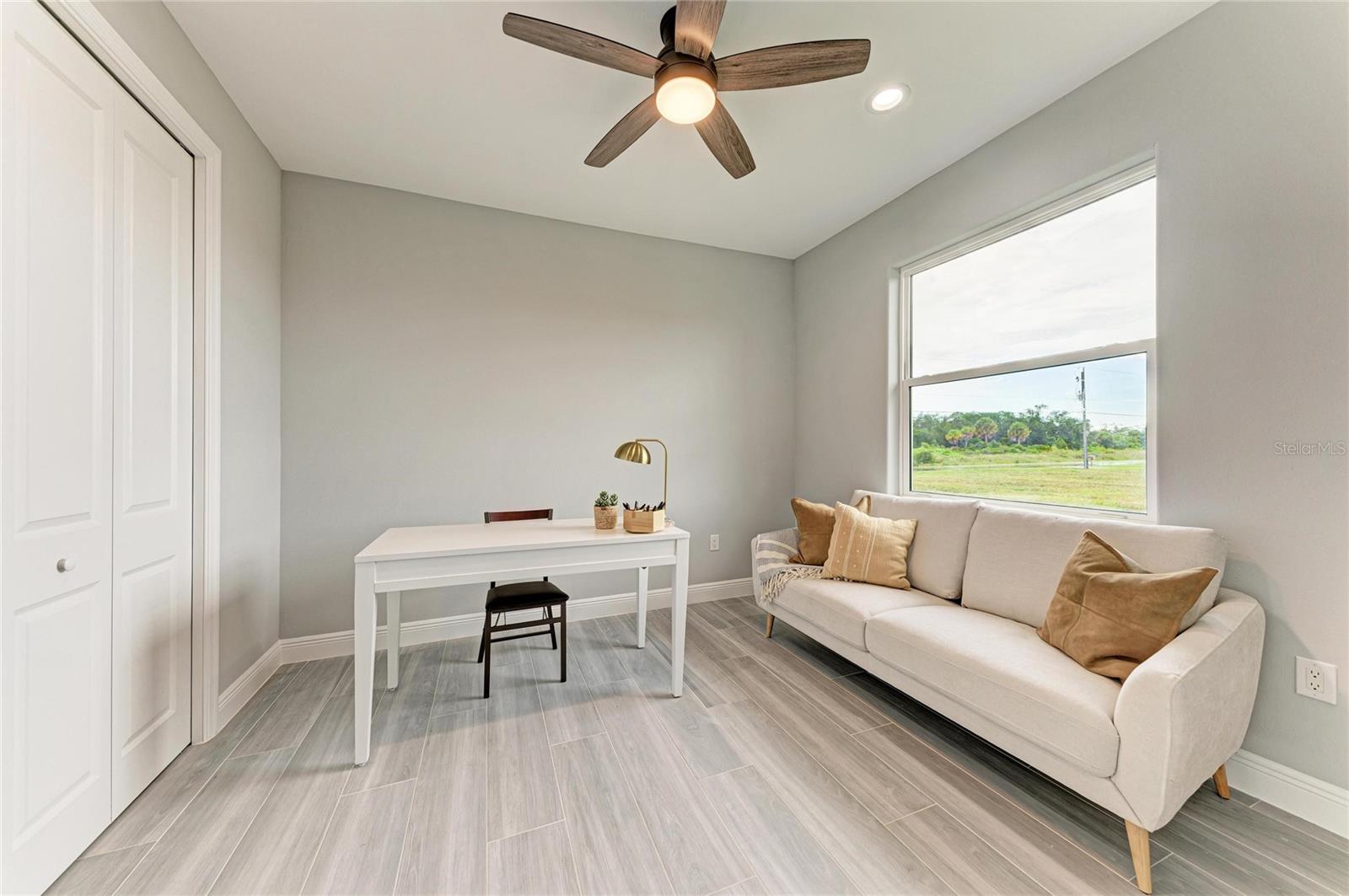 O6302059 Property Photo 33