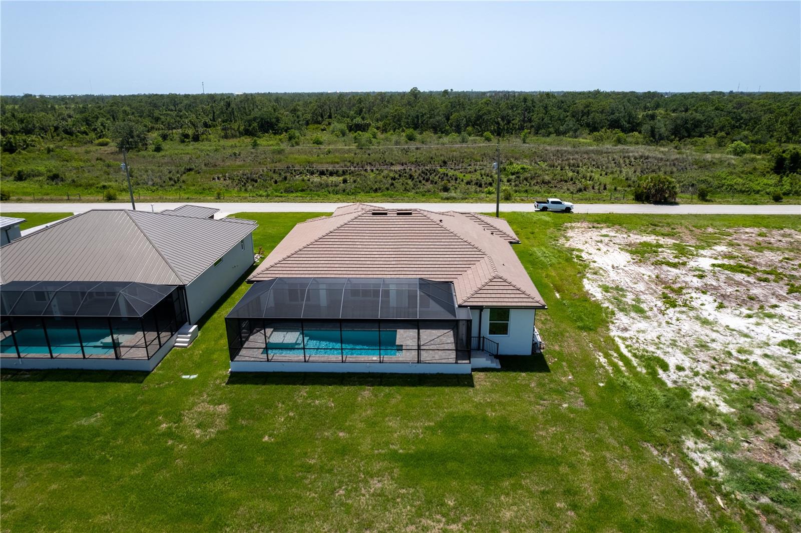 O6302059 Property Photo 35