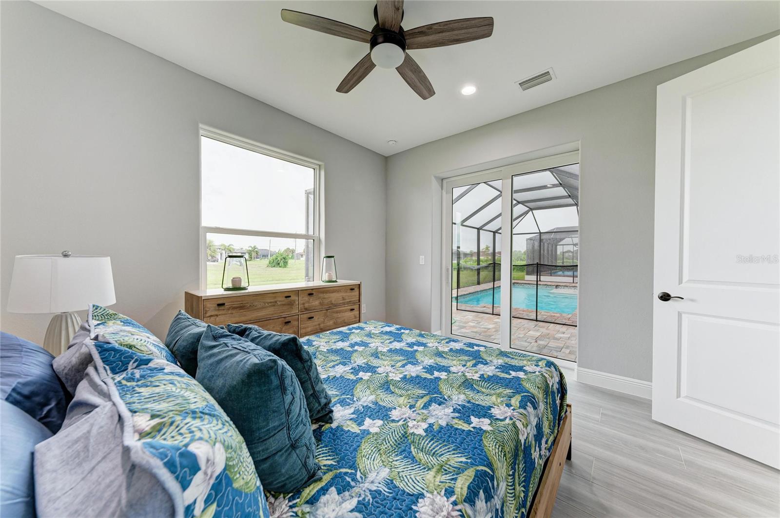 O6302059 Property Photo 38