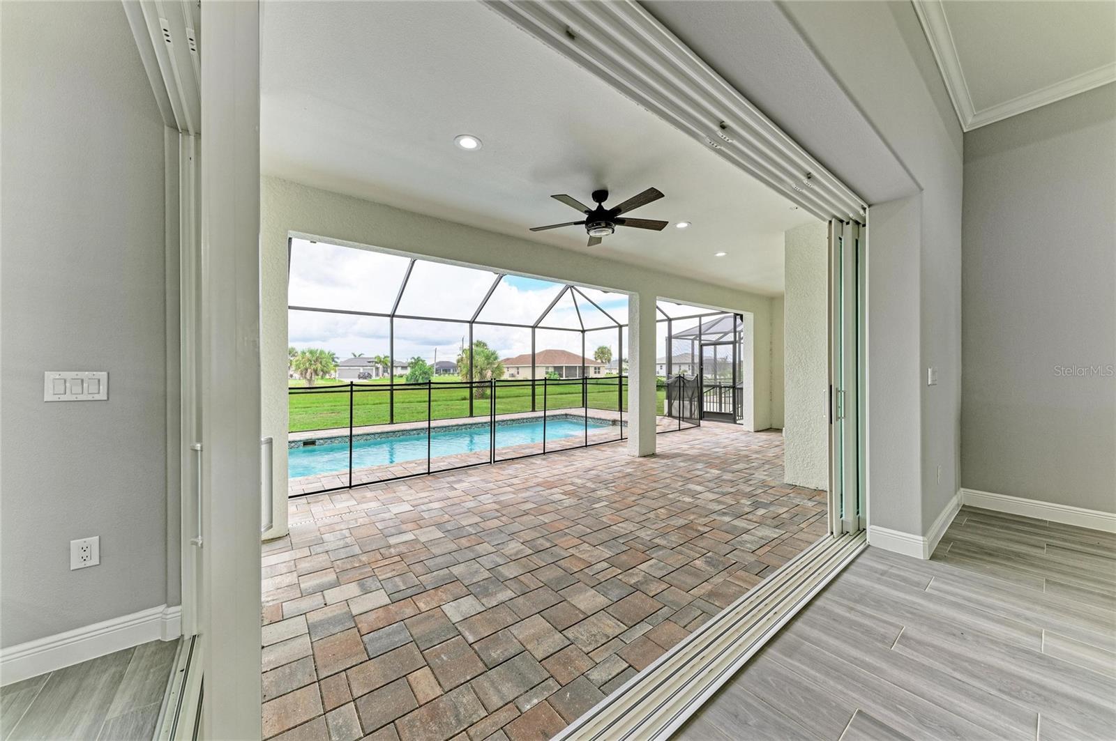 O6302059 Property Photo 45